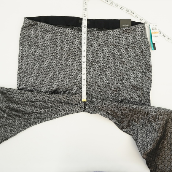 Alfani Skinny Leg Metallic Jacquard Pants 24W - Picture 6 of 8